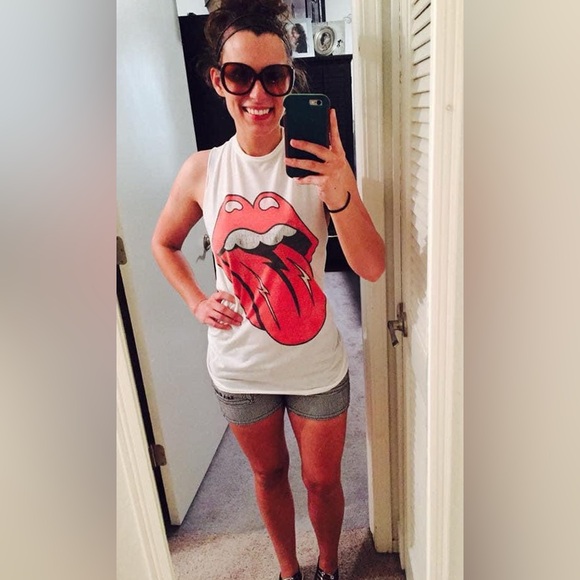 Meet your Posher, MJ - Picture 6 of 12